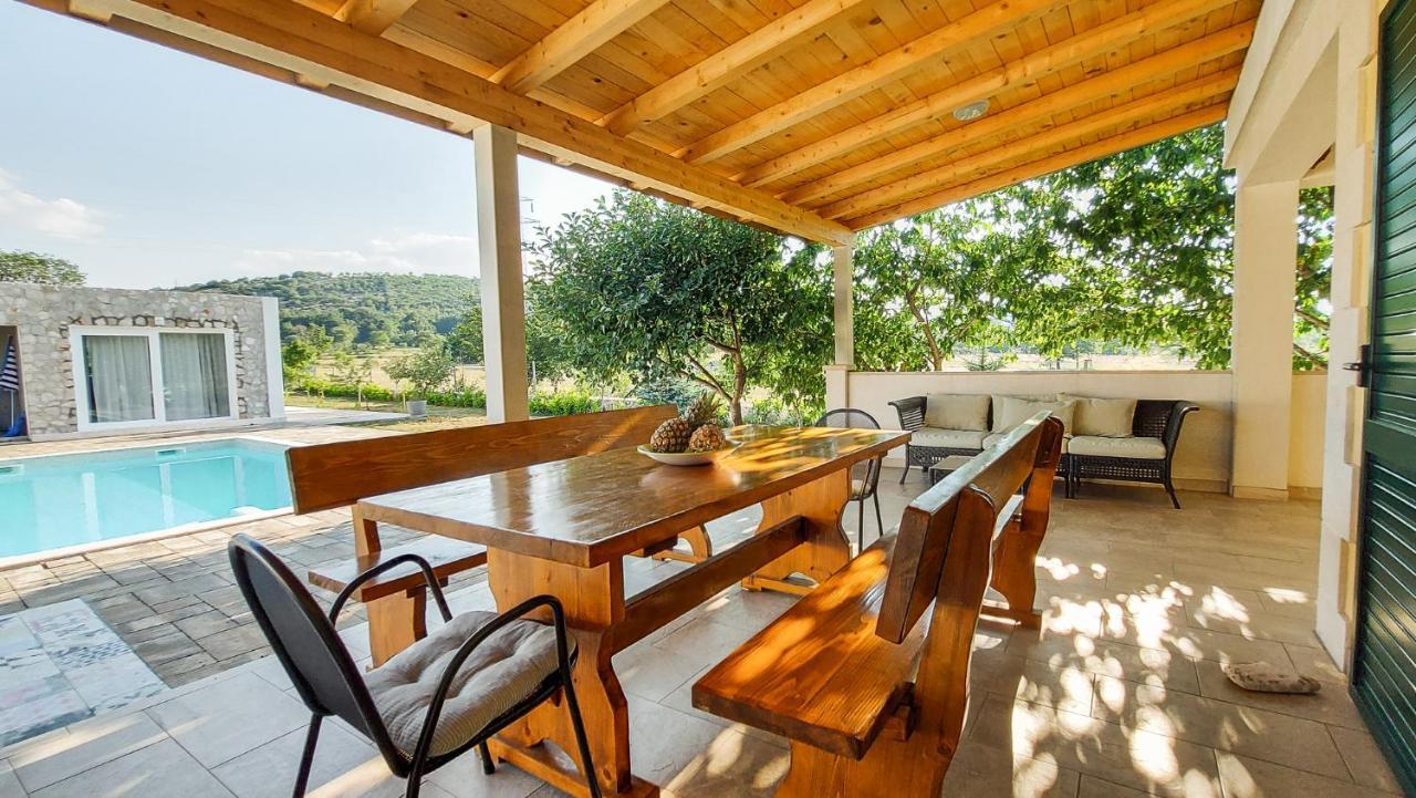 Krusvar Villa Legacy מראה חיצוני תמונה