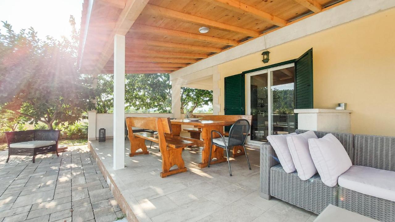 Krusvar Villa Legacy מראה חיצוני תמונה